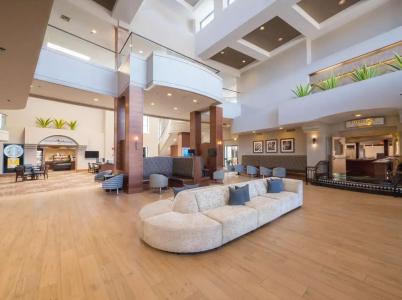 Hilton Phoenix Airport - 1