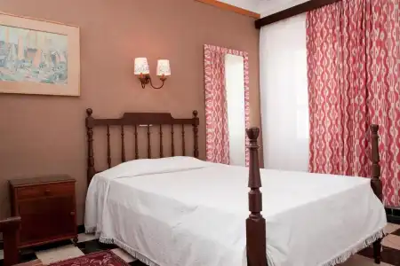 Hostal Ca's Bombu - 3