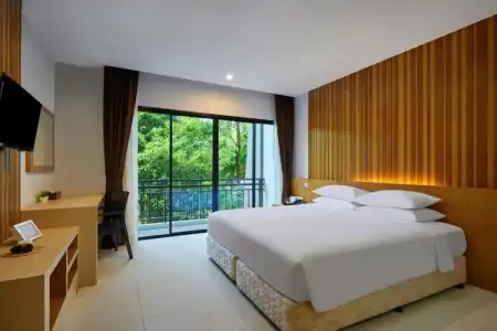 Nai Yang Beach Resort & Spa - 2