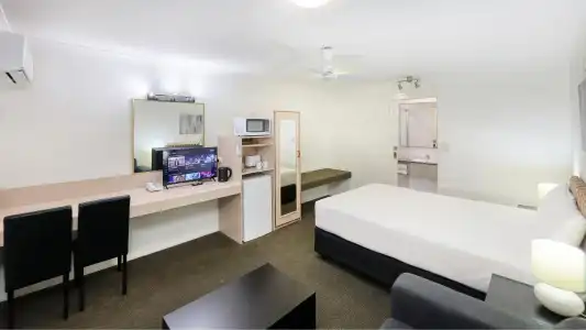 Best Western Cattle City Motor Inn - 86