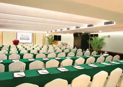 The Pavilion Century Tower - 21