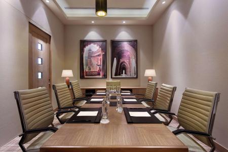 DoubleTree by Hilton Agra - 14