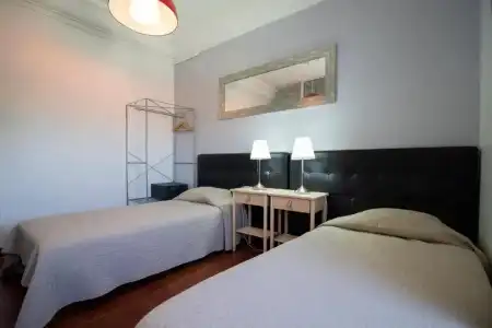 V Dinastia Guesthouse - 3