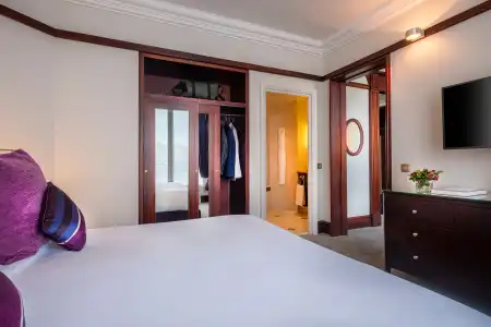 Hôtel Pont Royal - 31