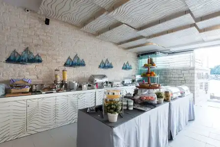 Melina Bay Boutique - 11