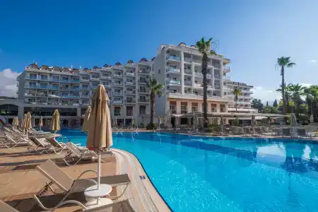 Grand Ideal Premium - 18