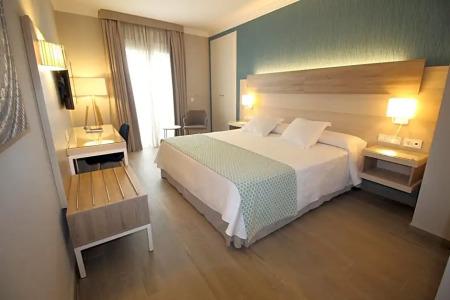 Puerta del Mar - Adults Recommended - 49