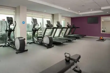 Home2 Suites by Hilton Miami Airport South Blue Lagoon - 18