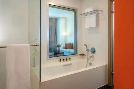 Crowne Plaza Tel Aviv City Center by IHG - 74