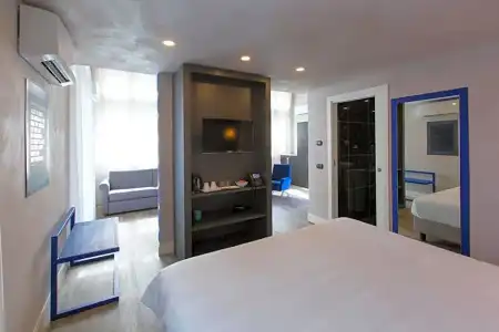 Al Campanile - Luxury Suites & Apartments - 38