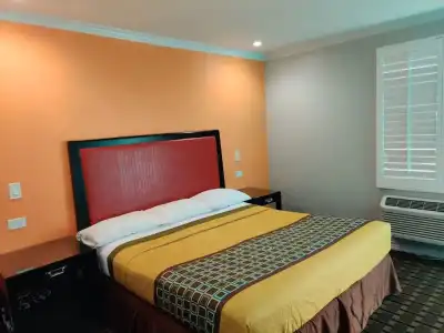 LYFE INN & SUITES by AGA - LAX Airport - 38