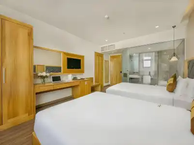 Grand Sunrise Boutique - 3