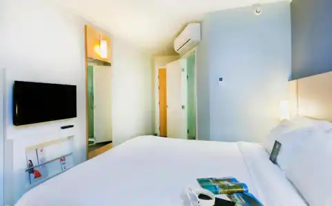 ibis Copacabana Posto 5 - 43