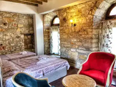 Parmis Boutique House - 0