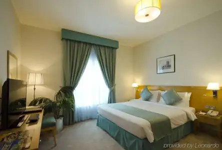 Al Bustan Centre & Residence - 5