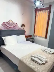 Karyatit Kaleiçi - 209
