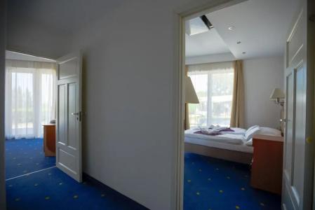 Holiday Resorts - 56