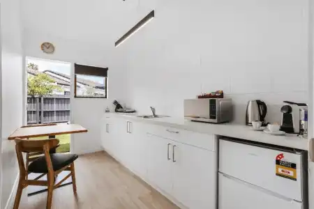 Cobblestone Court Motel – Wenzel Motels - 126