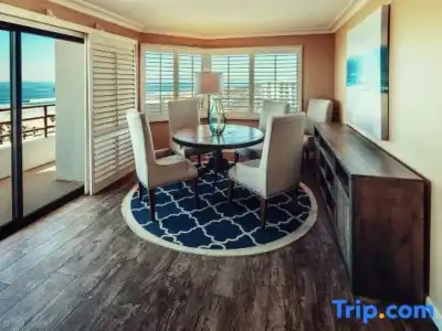 The Waterfront Beach Resort, A Hilton - 298