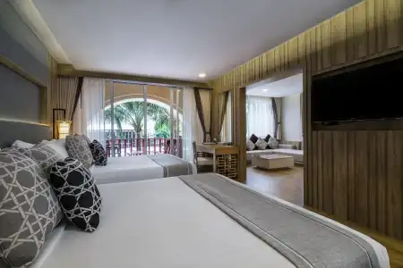 Phuket Graceland Resort And Spa - 10