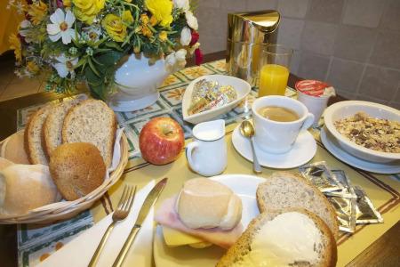 Ungherese Small Luxury - 11