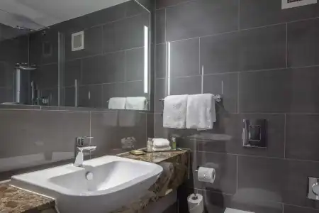 DoubleTree by Hilton Bristol City Centre - 35
