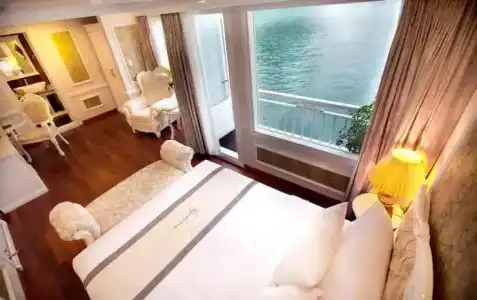 Signature Halong Cruise - 33