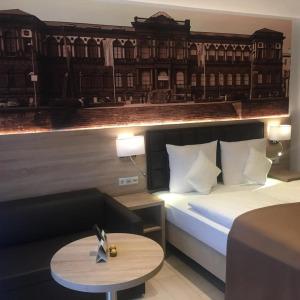 Hotel-Restaurant Barbarossahof - 33