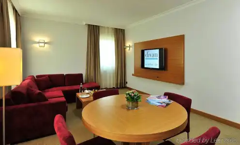 Divan Istanbul City - 7