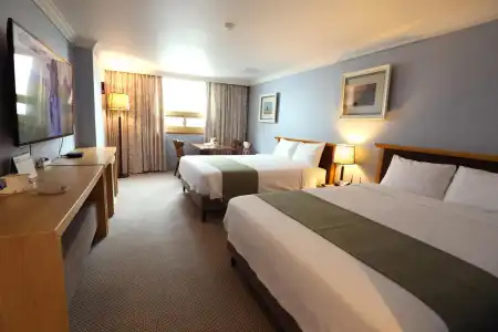 Prime Tourist - 18