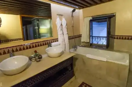Riad Braya - 52