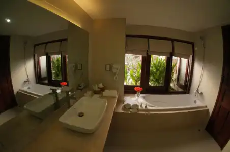 Emerald Hoi An Riverside Resort - 8
