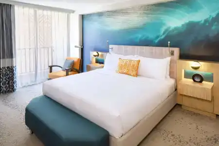 Waikiki Beachcomber by Outrigger - 115