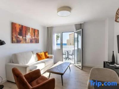 Resort Ramada & Suites by Wyndham Costa del Sol - 54