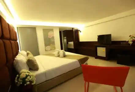 The Bangkok Major Suite - 23