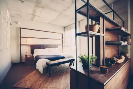 South Congress - 32