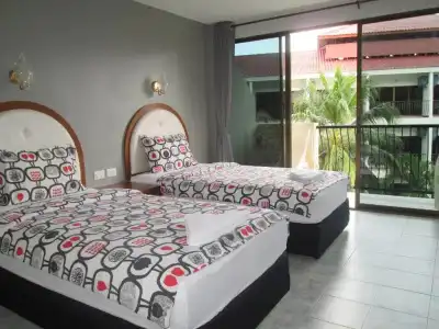 Pineapple Guesthouse Karon - 82