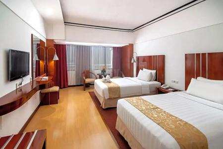 Savoy Homann - 96