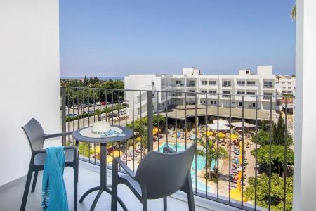 Mayfair  Gardens - 82