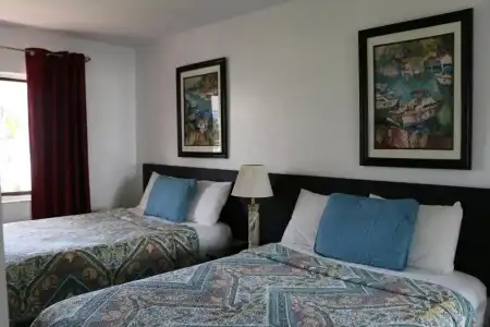 Luxury Home Villa D' Amore Southern Florida Paradise Sleeps 10 5 Bedroom Villa by RedAwning - 45