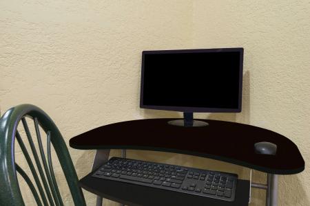 Super 8 by Wyndham Topeka/Wanamaker RD/I-70 - 2