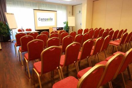 Travelodge Barcelona Cornellà Fira - 18