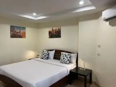 V Check Inn Sukhumvit 22 - 179
