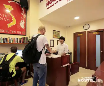 Hanoi City Backpackers Hostel - 11