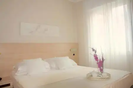Carla - 37