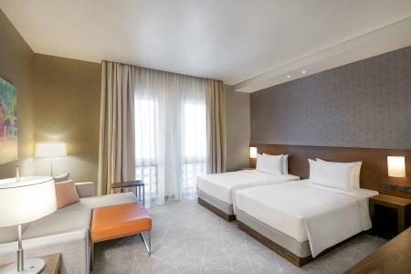 Hyatt Place Wasl District - 5
