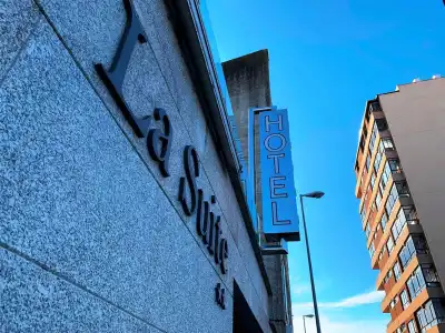 La Suite - 11