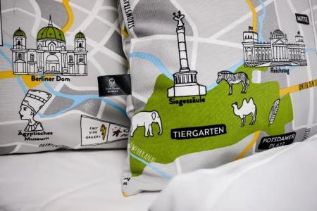 Old Town Hostel - 57