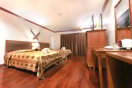 Royal Ivory Sukhumvit Nana - 2