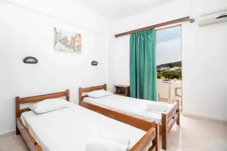 Nikos Studios - 33